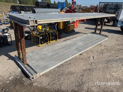 4 ft x 17 ft 1 in (3 in Wall) Trench Shield