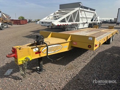 1994 Eager Beaver 20 ft T/A Equipment Trailer