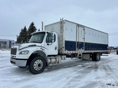2018 Freightliner M2 106 4x2 Livestock Truck