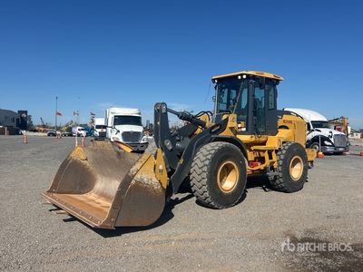 2023 John Deere 544 Wheel Loader
