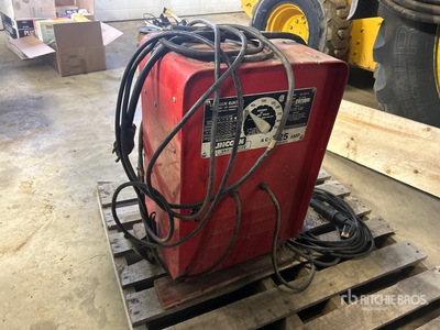 Lincoln Electric AC-225-S 225 A Electric Welder