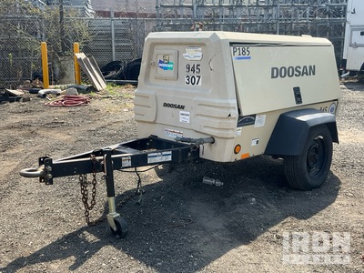 2015 Doosan P185WD0-T4F 185 cfm Mobile Air Compressor
