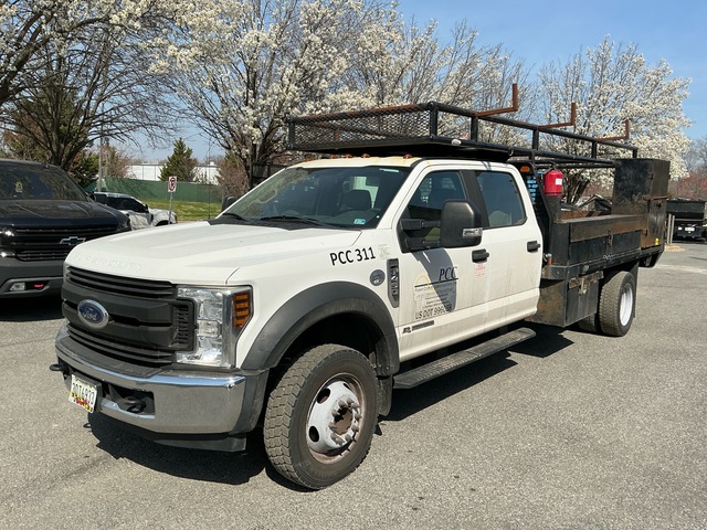 2019 Ford F-450 XL 4x2 Crew Cab Flatbed Truck 2019 Ford F-450 XL 4x2 Crew Cab Flatbed Truck