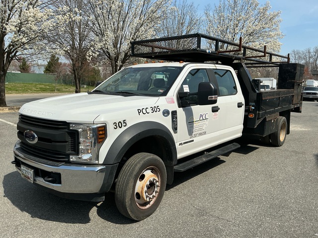 2018 Ford F-450 XL 4x2 Crew Cab Flatbed Truck 2018 Ford F-450 XL 4x2 Crew Cab Flatbed Truck