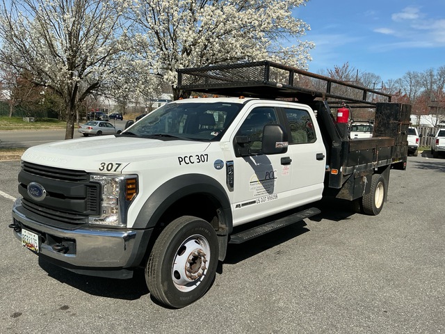 2018 Ford F-450 XL 4x2 Crew Cab Flatbed Truck 2018 Ford F-450 XL 4x2 Crew Cab Flatbed Truck