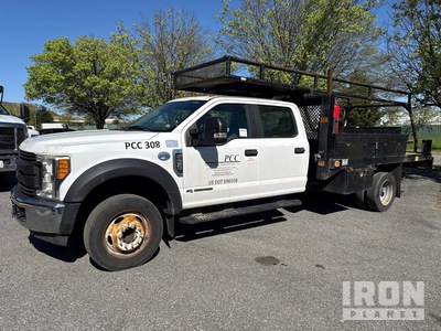2017 Ford F-450 XL 4x2 Crew Cab Flatbed Truck