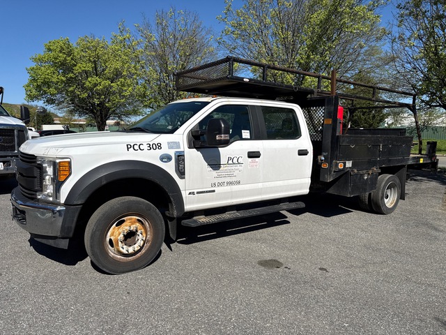 2017 Ford F-450 XL 4x2 Crew Cab Flatbed Truck 2017 Ford F-450 XL 4x2 Crew Cab Flatbed Truck