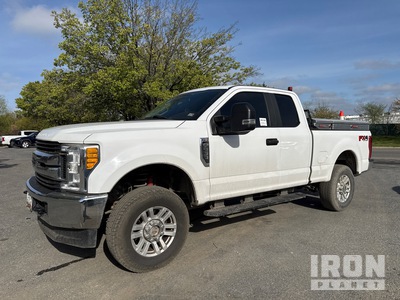 2017 Ford F-250 STX 4x4 Extended Cab Pickup