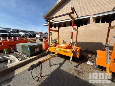 2019 Solar Tech Silent Sentinel Solar Arrow Board (Inoperable)