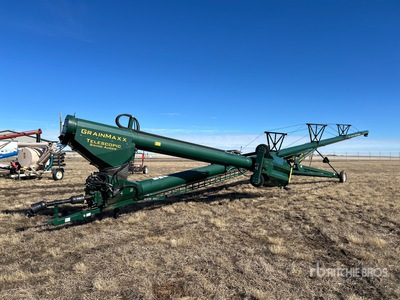 GrainMaxx 74105 EXR Advanced 14 in x 105 ft Telescopic Swing Grain Auger