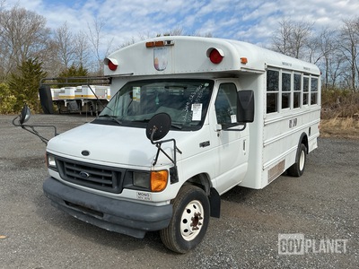 2002 Ford Econoline Super Duty Mini Bus