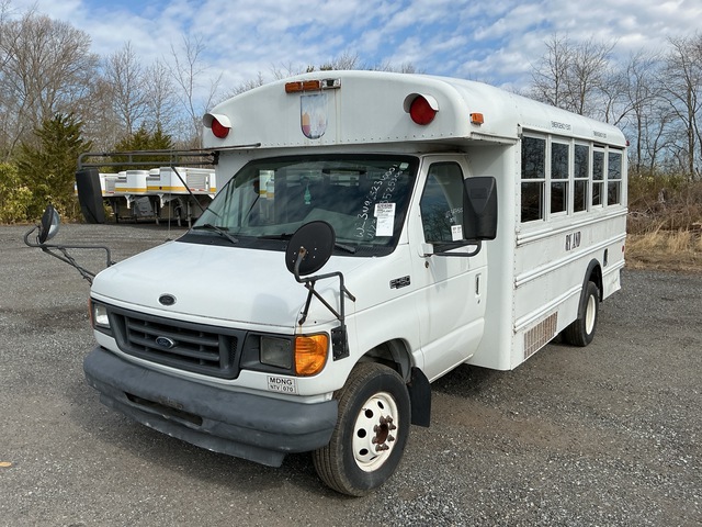 2002 Ford Econoline Super Duty Mini Bus