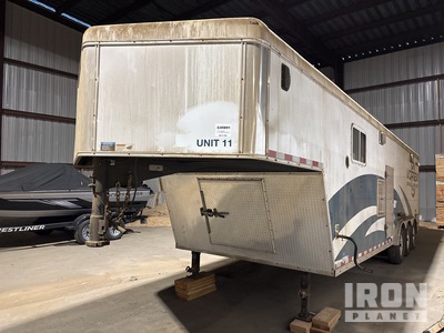 2013 H & H Trailers 32 ft Tri/A Gooseneck 12 Million BTU Frac Water Heater