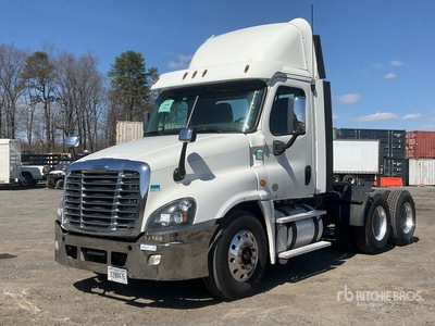 2017 Freightliner Cascadia 125 6x4 T/A Day Cab Truck Tractor