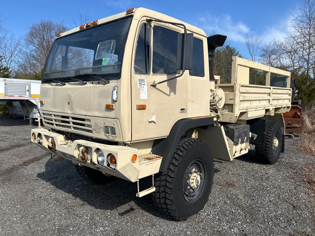 2003 Stewart & Stevenson M1078A1 LMTV 4x4 Cargo Truck