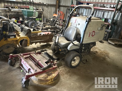 2016 Exmark Navigator Ride-On Lawn Mower