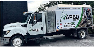 2012 International TerraStar 4x2 Chipper Truck