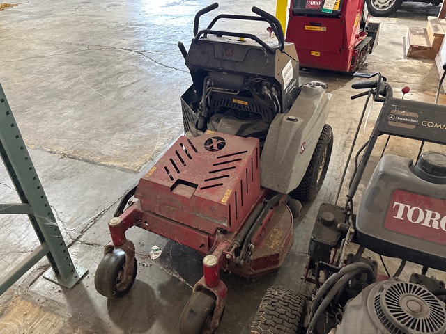 2022 Exmark Staris E Series Stand-On Lawn Mower