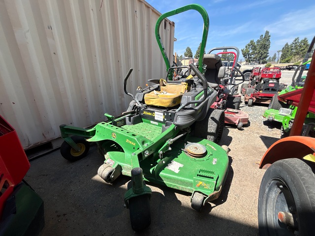 2018 John Deere Zero-Turn Lawn Mower