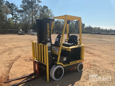 Hyster E50Z-27 Electric Forklift