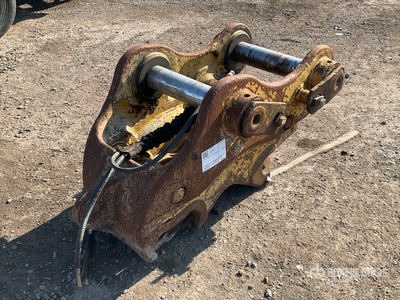 pin grabber hydraulic QC Hitch - Fits CAT 320