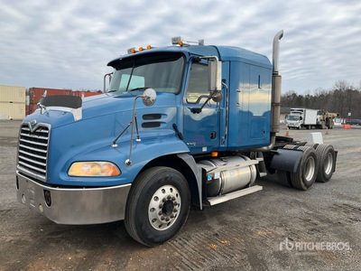 2006 Mack CXN613 Vision 6x4 トラックトラクター（T/A）
