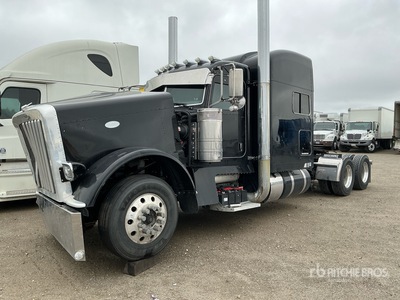 2022 Peterbilt 389 6x4 T/A Sleeper Truck Tractor