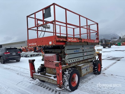 2005 Skyjack SJ7135 4x4 Diesel Diesel منصة رفع متحركة