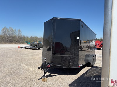 2026 True Blue 16 ft T/A مقطورة ذو كبينة مغلقة