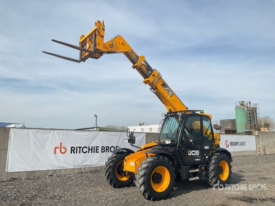 2023 JCB 535-95 を見 Telehandler