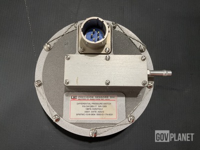 United Electric Controls DA128S-17 Differential Pressure Switch