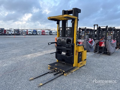 2012 Yale GDP090VXNJAE086 3000 lb Electric Forklift