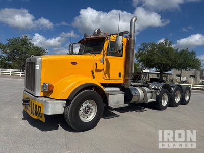 2015 Peterbilt 367 8x4 Heavy Haul T/A Day Cab Truck Tractor