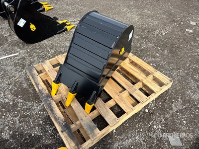 Dynamic 35CL 18 in Digging Excavator Bucket (Unused)