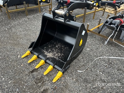 Dynamic 80CL 36 in Q/C Digging Excavator Bucket (Unused)