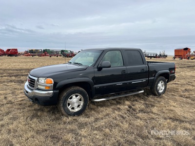 2006 GMC Sierra 1500 SLE 4x4 Crew Cab Pickup