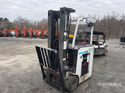 2022 UniCarriers 1S1L20NV 4000 lb Gerbeur