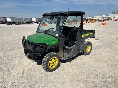2022 John Deere Gator 835M 4x4 Utility Vehicle