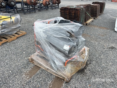 Quantity of (3) Kachel