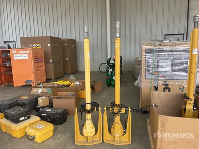 Quantity of (2) Trimble EM400 Sistema de control de pendientes