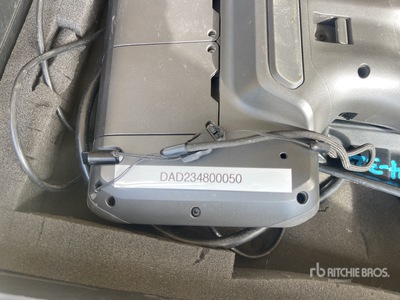 Trimble TSC7 DAD182400923 (Siteworks 1.80 - Warranty till 8/11/26) معدات متنوعة ليزر ونظام تحديد المواقع بواسطة الجي بي إس ومعدات المساحة