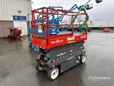 Skyjack SJIII3226 Electric Scissor Lift