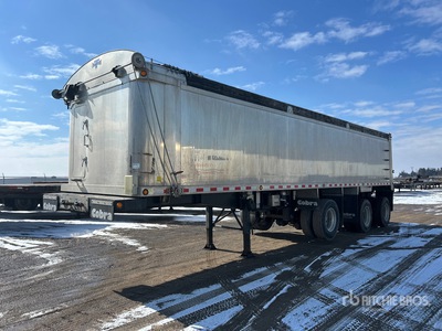 2022 Cobra 36 ft Tri/A End Dump Trailer