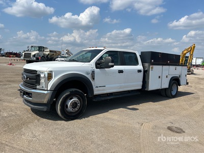 2019 Ford F-550 4x4 Crew Cab Utility Truck