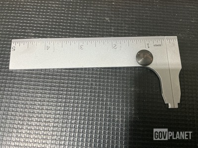(16) PEC 8005 Calipers