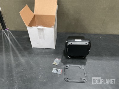 (10) Oshkosh 3864830 Spotlights