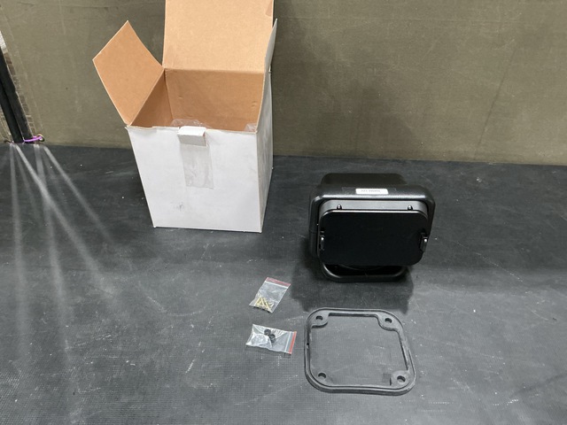 (10) Oshkosh 3864830 Spotlights