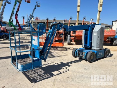 2013 Genie Z-30/20N RJ 2WD Electric رافعة بذراع