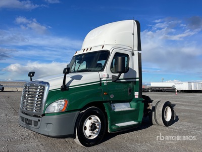 2016 Freightliner Cascadia 125 4x2 S/A Day Cab Truck Tractor