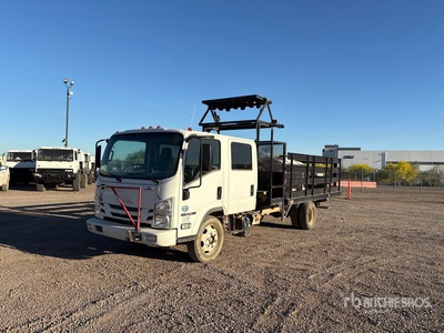 2016 Isuzu NPR-XD 4x2 Crew Cab Autocarro cassone fisso